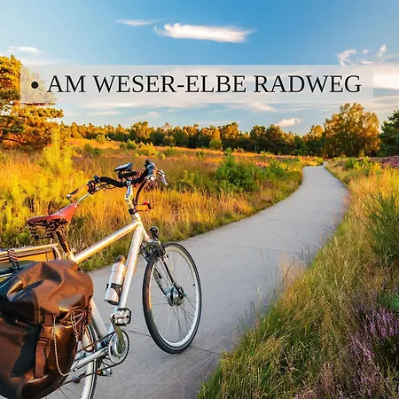 Haus Krabbe 8 An Der Nordsee, Fuer 1-2 Personen, Doppelbett,, 2 Hunde Willkommen, Kostenfreier Parkplatz, Geschaefte Und Restaurants In 2 Gehminuten Erreichbar, Naehe Bremerhaven * Wremen