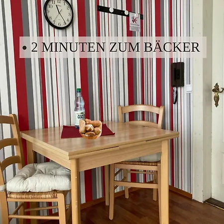 Haus Krabbe 8 An Der Nordsee, Fuer 1-2 Personen, Doppelbett,, 2 Hunde Willkommen, Kostenfreier Parkplatz, Geschaefte Und Restaurants In 2 Gehminuten Erreichbar, Naehe Bremerhaven Apartmán Wremen